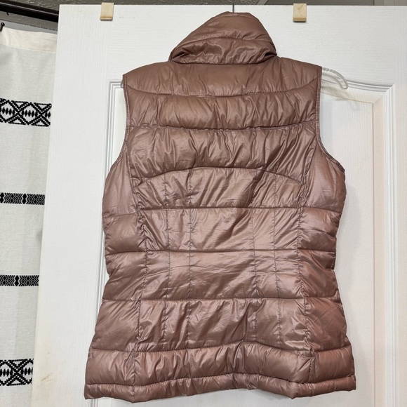 Calvin Klein Women Puff Vest in Light Rose Pink Small Gold Zip - Picture 2 of 11